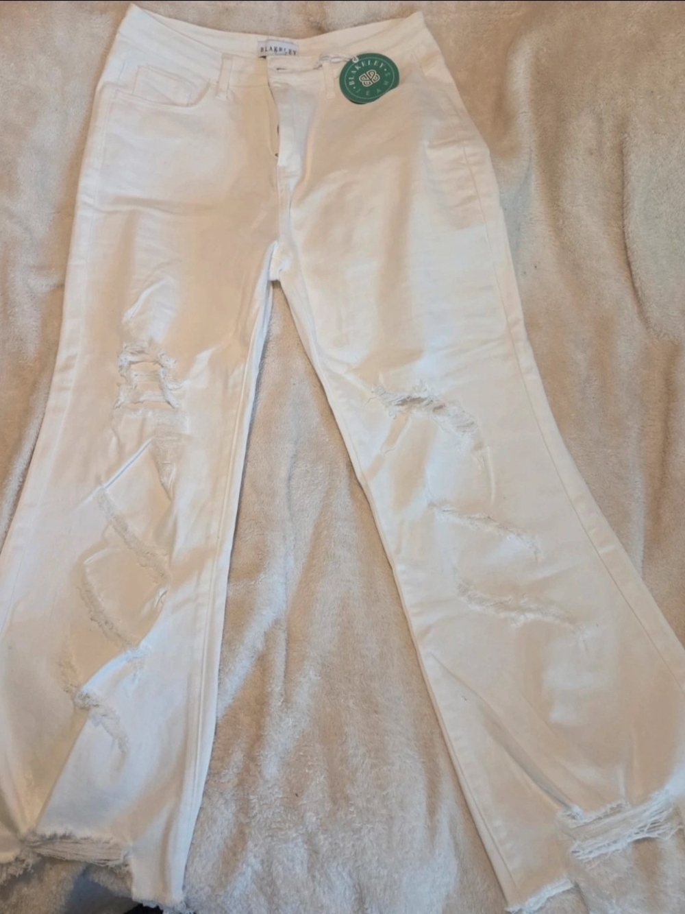 Blakeley White Distressed Cropped Jeans - Ankle-Length